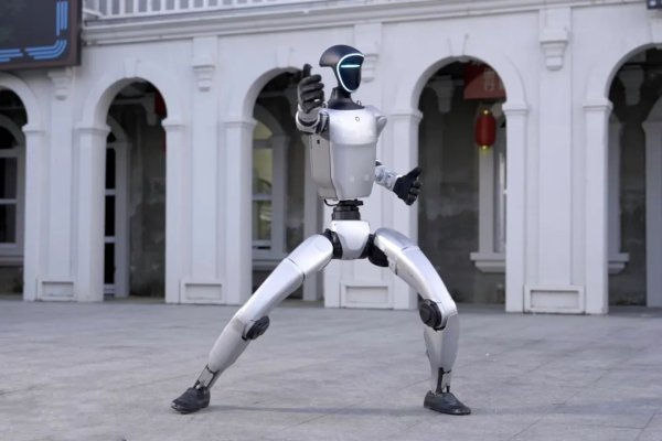 沪深优配 对话宇树科技：机器人“烧脑”又烧钱，竟还有比这两样更缺的